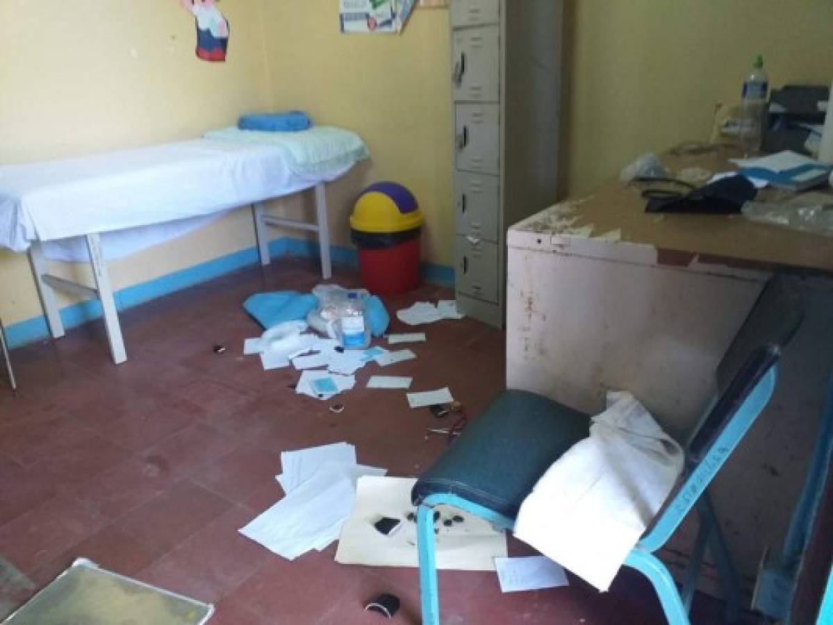 Delincuentes saquean centro de salud de Comayagua contiguo a posta policial  