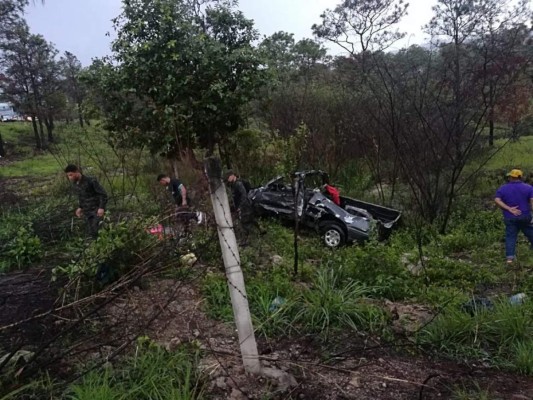 Accidente de tránsito dejó tres muertos y dos niños gravemente heridos en la carretera a Olancho