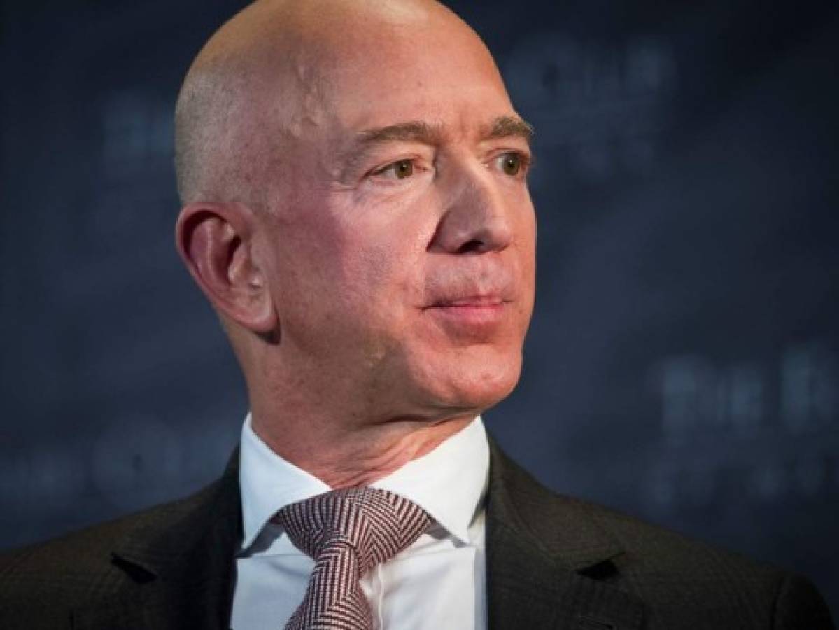 Abogado: Nacional Enquirer no extorsionó a Bezos