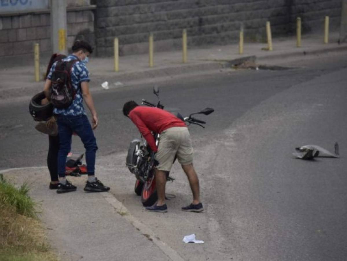 Varios heridos deja aparatosa colisión de cinco vehículos en bulevar capitalino