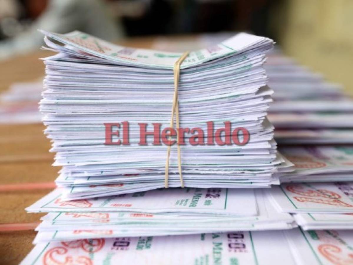 El Pani vende los números de manera pedaceada y por pliegos. (Foto: El Heraldo Honduras)