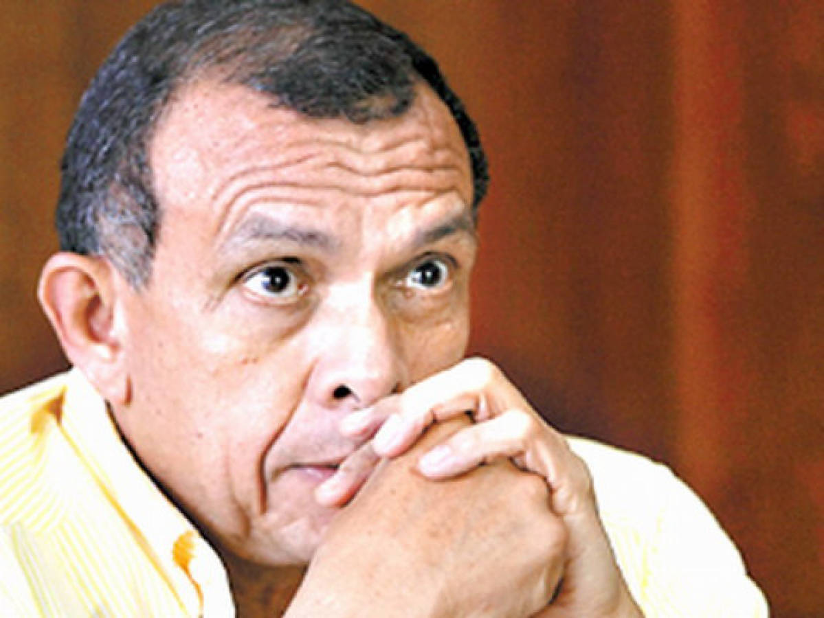 Reconciliación internacional desplazó agenda del presidente Porfirio Lobo