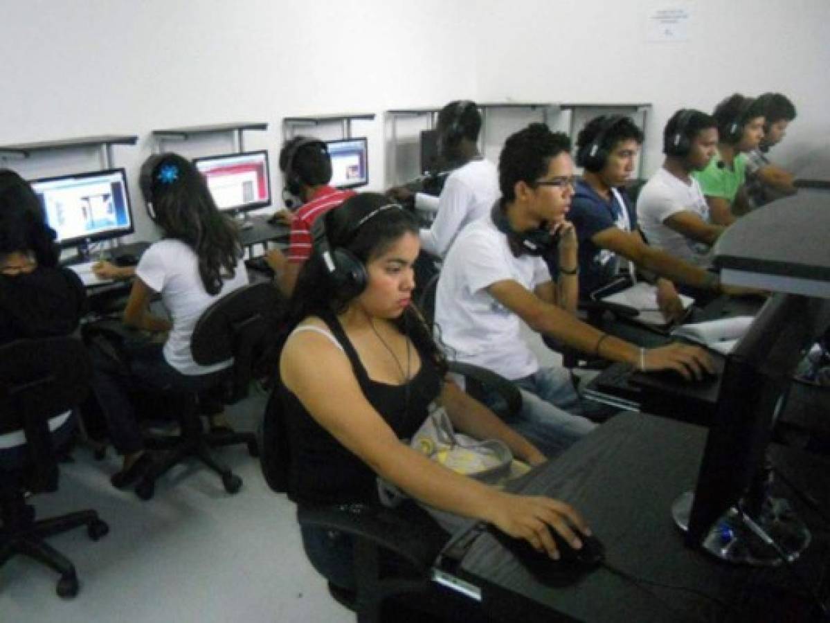 Inician a negociar reformas para generar más empleos en Honduras