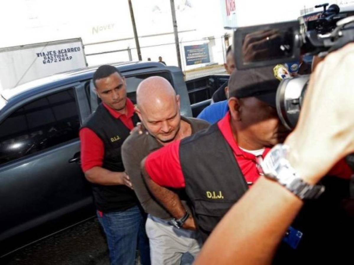 Condenan a 5 años de cárcel a exfuncionario panameño por agredir a periodista