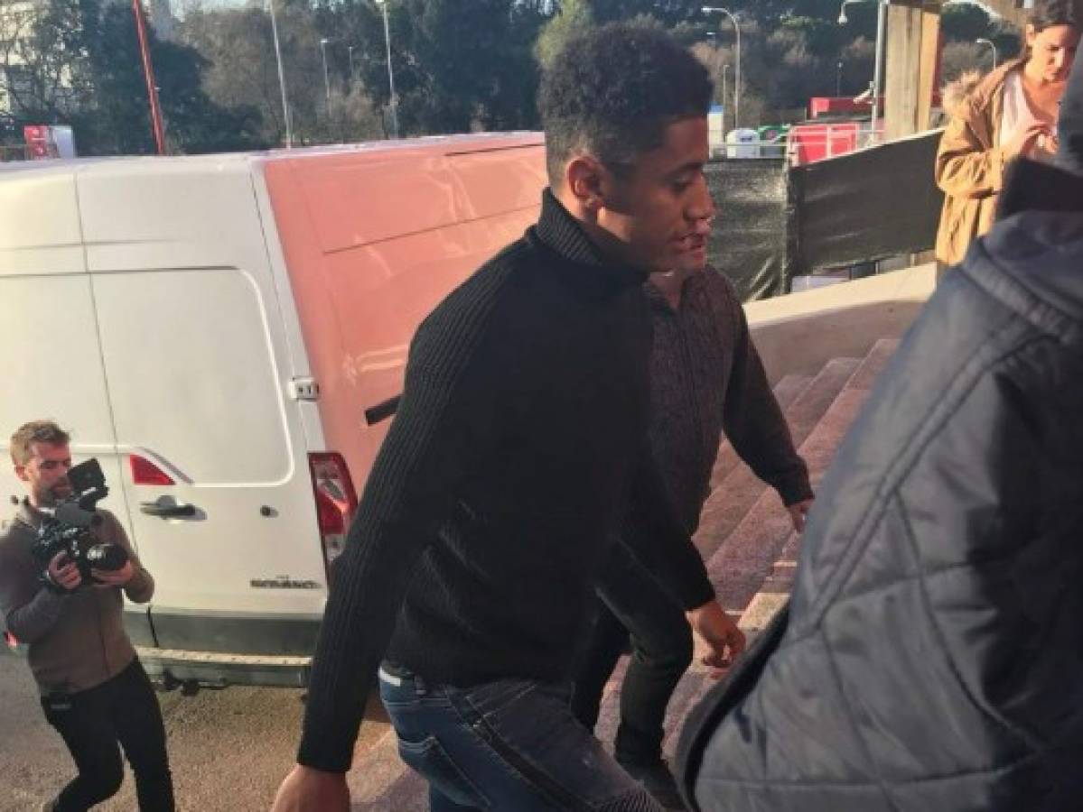 FOTOS: Así es presentado el Choco Lozano en el Girona FC de España