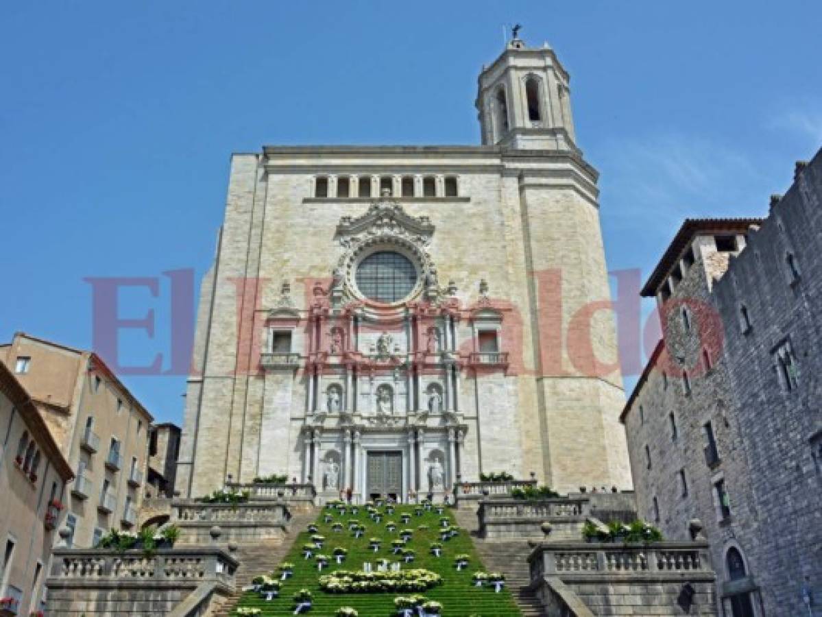 La imponente Catedral de Girona, un monumento que encanta a hondureños