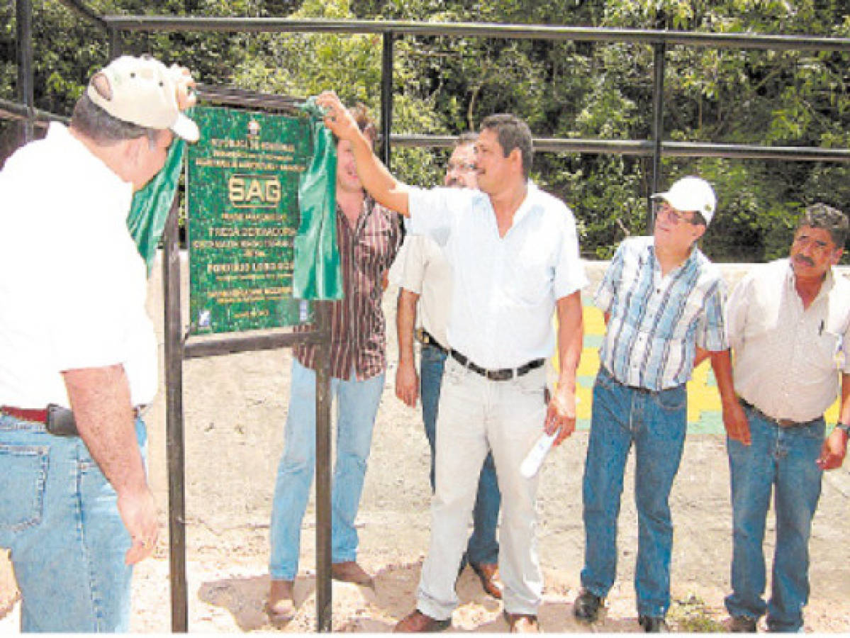 Inauguran proyectos de riego por goteo en el valle de Comayagua