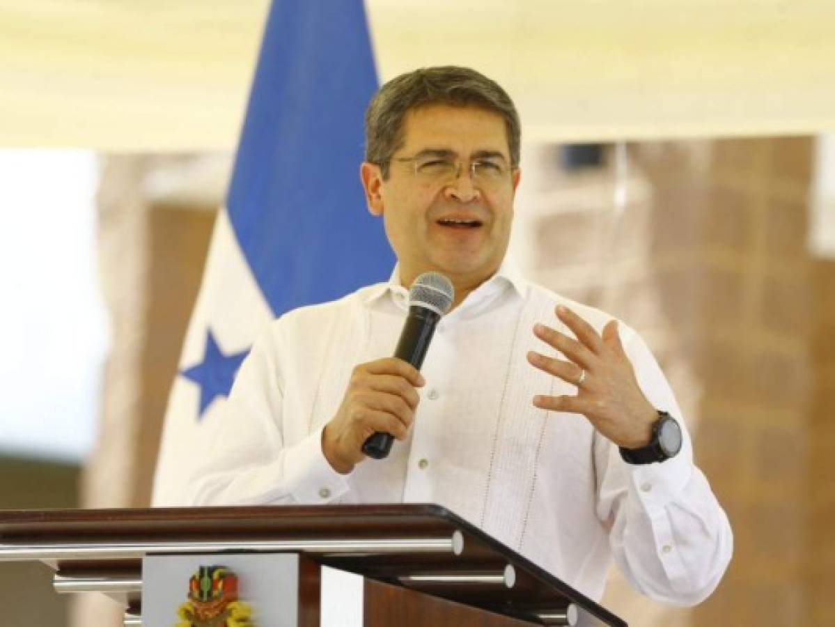 Detectan cobros irregulares a abonados de la Empresa Energía Honduras, dice presidente Hernández