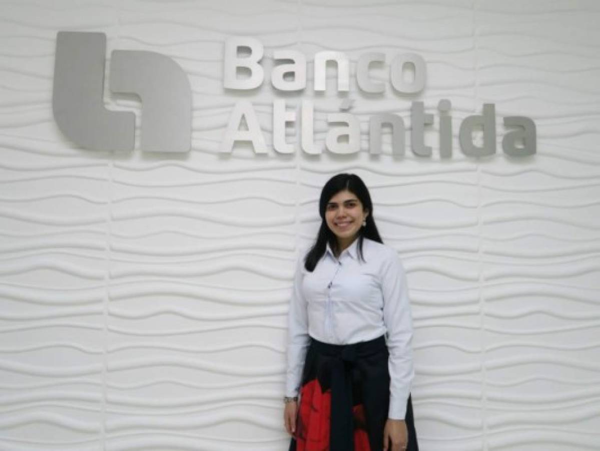 Más jóvenes hondureños se benefician de Becas Fulbright-Banco Atlántida
