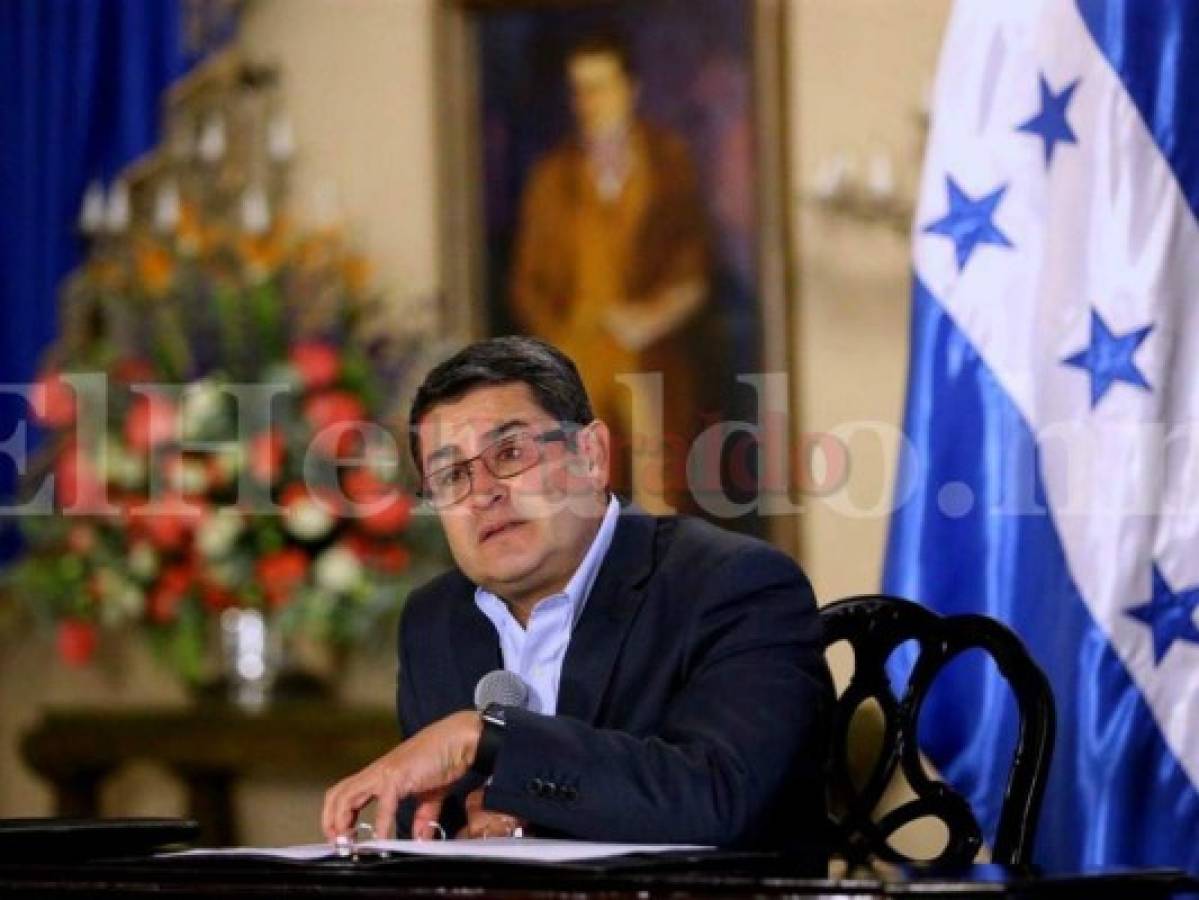 Juan Orlando Hernández contratará transporte en Guatemala para los hondureños que quieran retornar al país