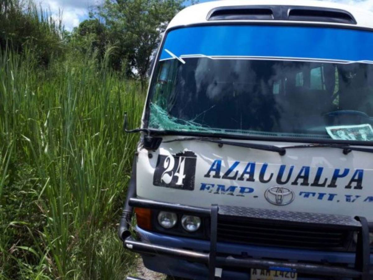 Ocho heridos tras colisión entre varios vehículos en carretera de Santa Bárbara