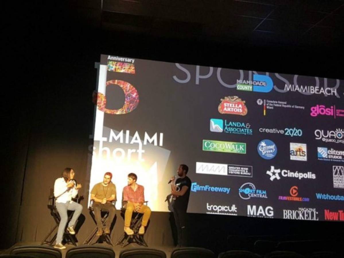 Con éxito se presenta 'La odisea fantástica' en Miami