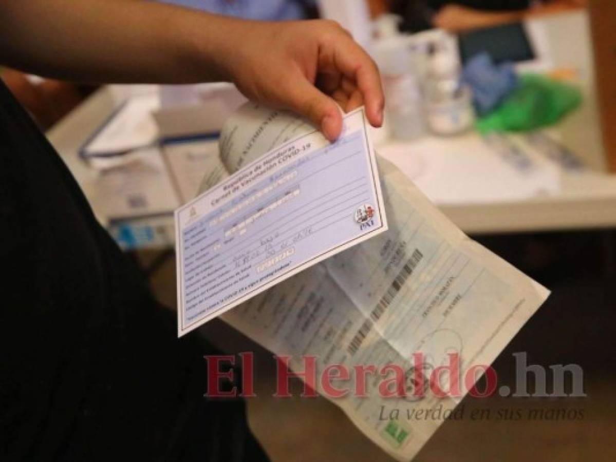 Instan a solicitar el carnet de vacunación anticovid a turistas en Semana Morazánica