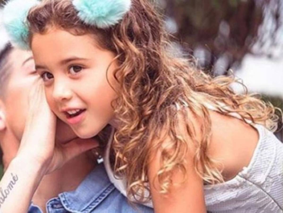 Hija de James Rodríguez y Daniela Ospina debuta en redes sociales