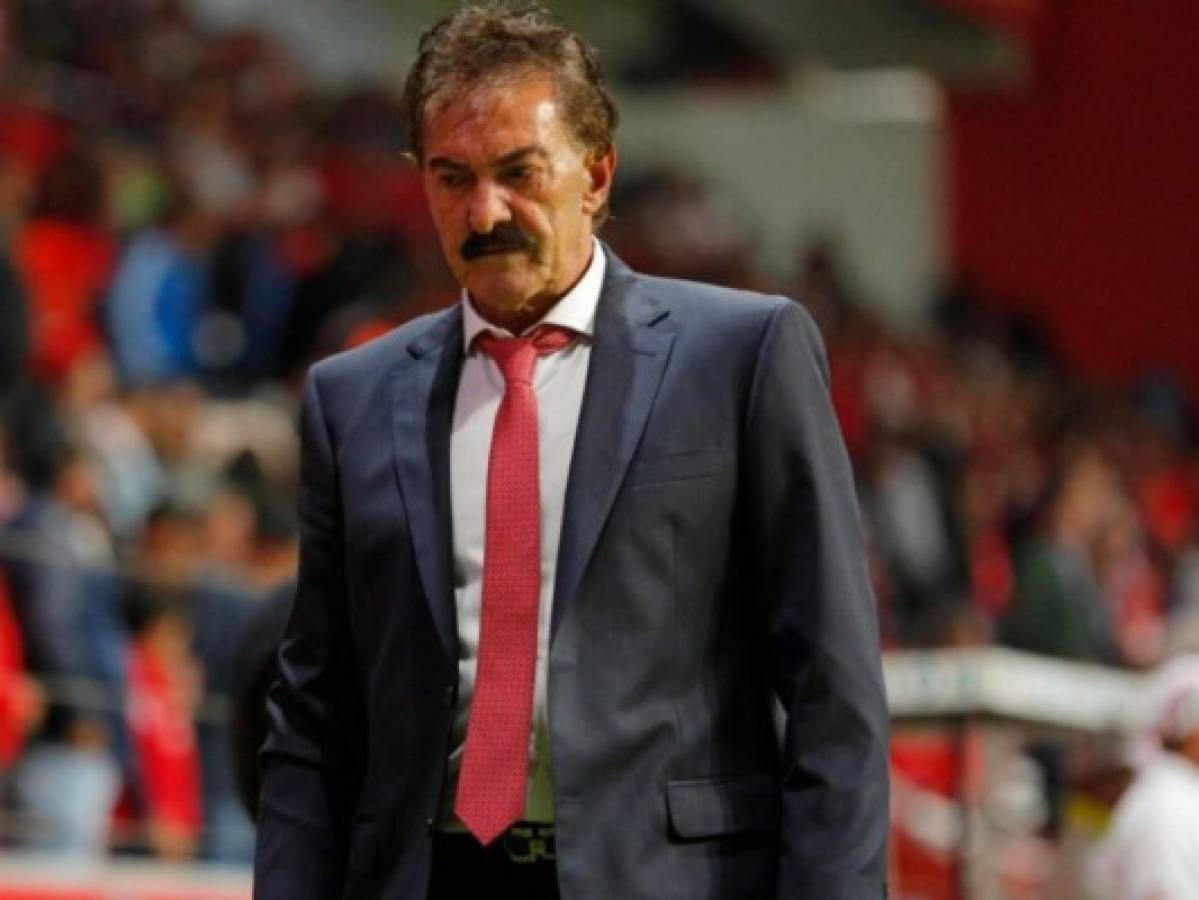 Toluca despide al técnico argentino Ricardo La Volpe