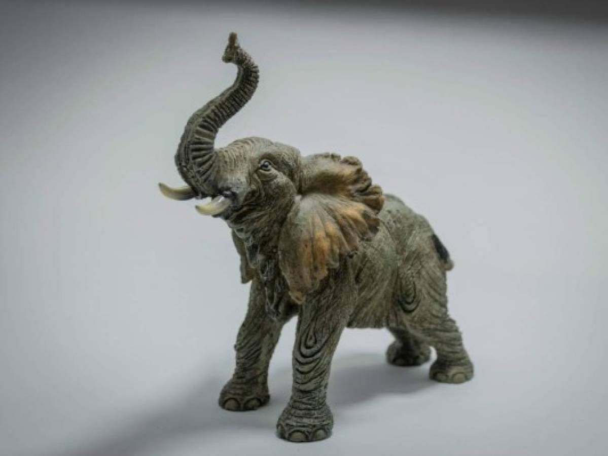 Estatua de elefantes: estas son muy populares entre los amuletos de la buena suerte ya que simbolizan fuerza, potencia, estabilidad y sabiduría