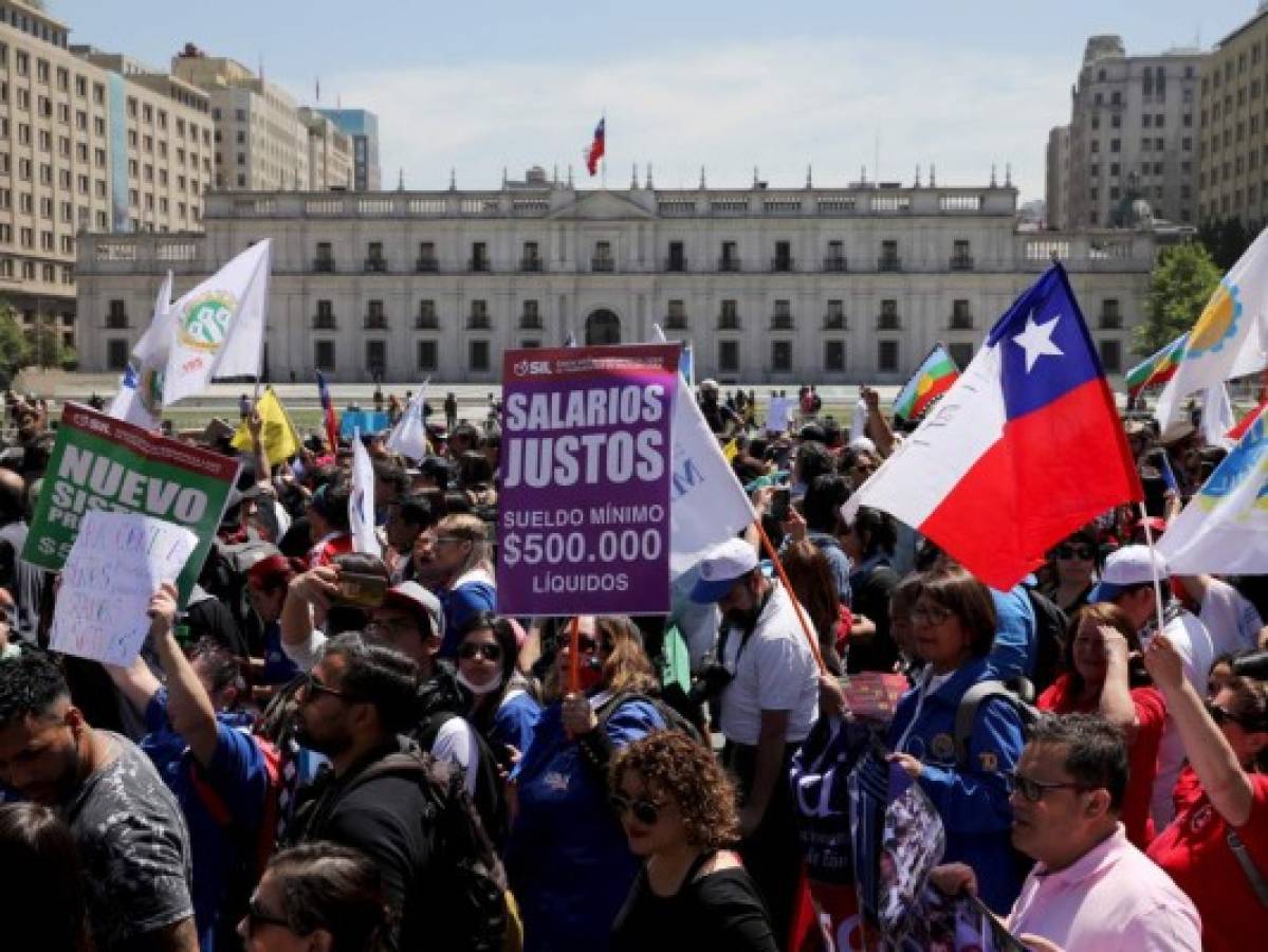 Duro golpe a imagen de Chile tras cancelar APEC y COP25 por estallido social