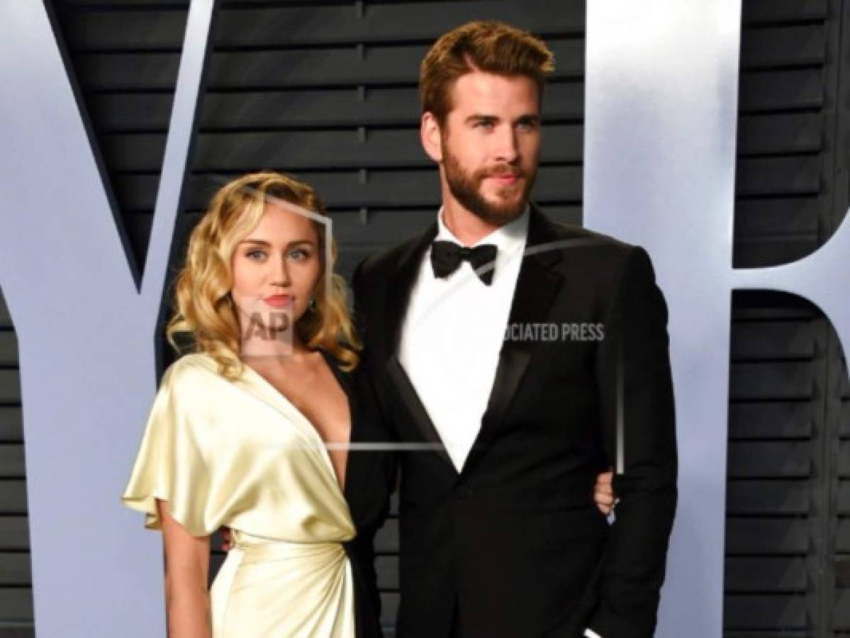 El noble gesto de Miley Cyrus y Liam Hemsworth tras perder casa en incendio de California