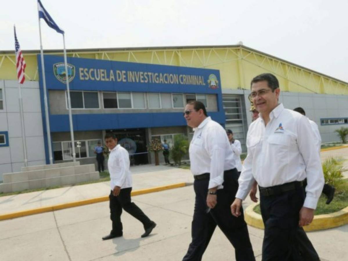 Presidente Hernández inaugura Escuela de Investigación Criminal en Comayagua  