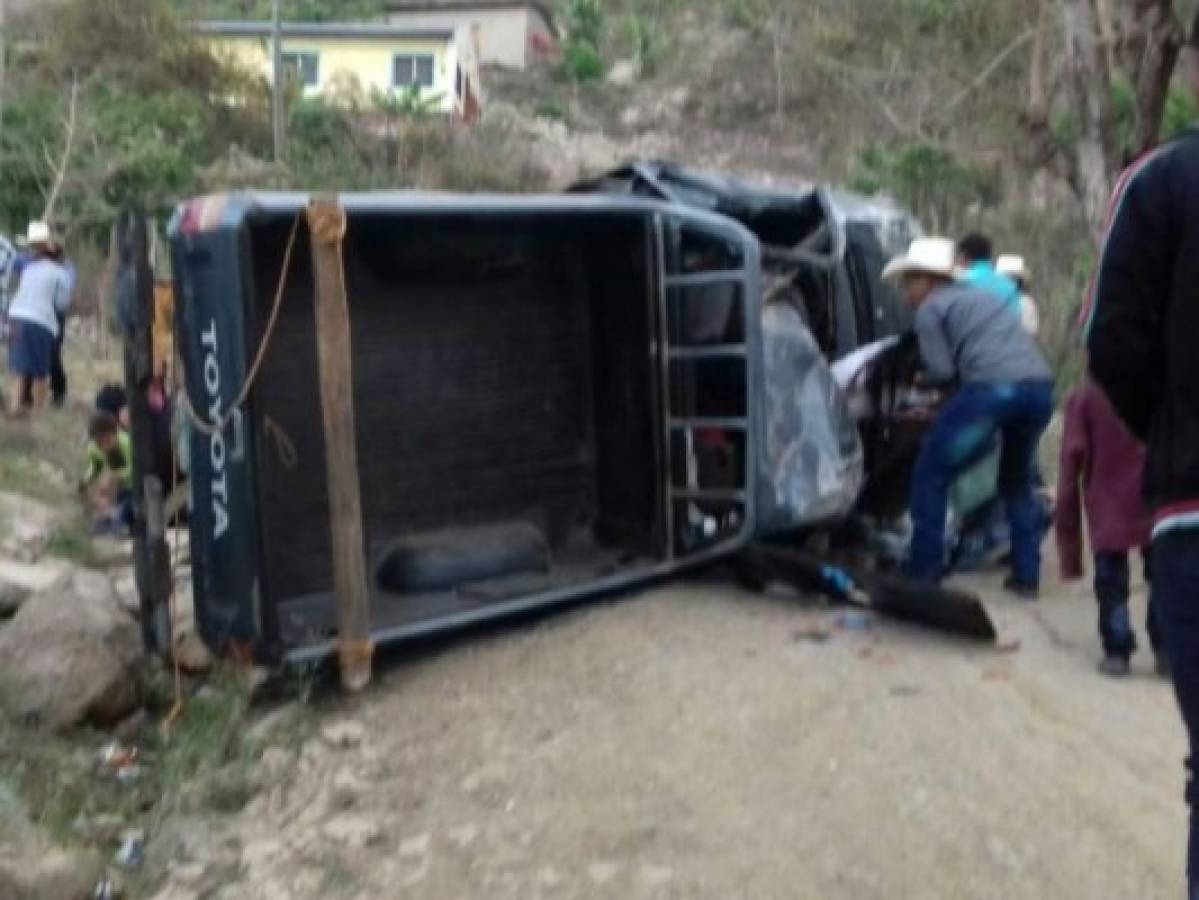 Volcamiento deja un muerto y más de 10 heridos en San Rafael, Lempira