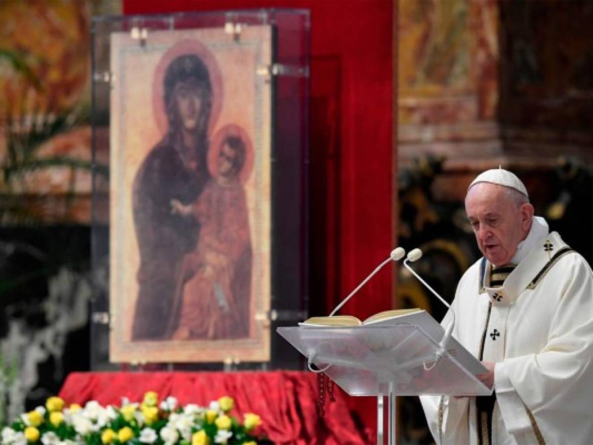 Papa insta a una tregua mundial y a perdonar la deuda de los países pobres  