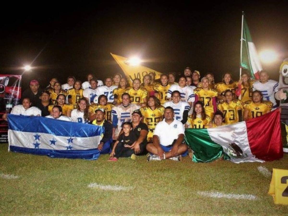 Selección femenina de fútbol americano realizó amistoso en México
