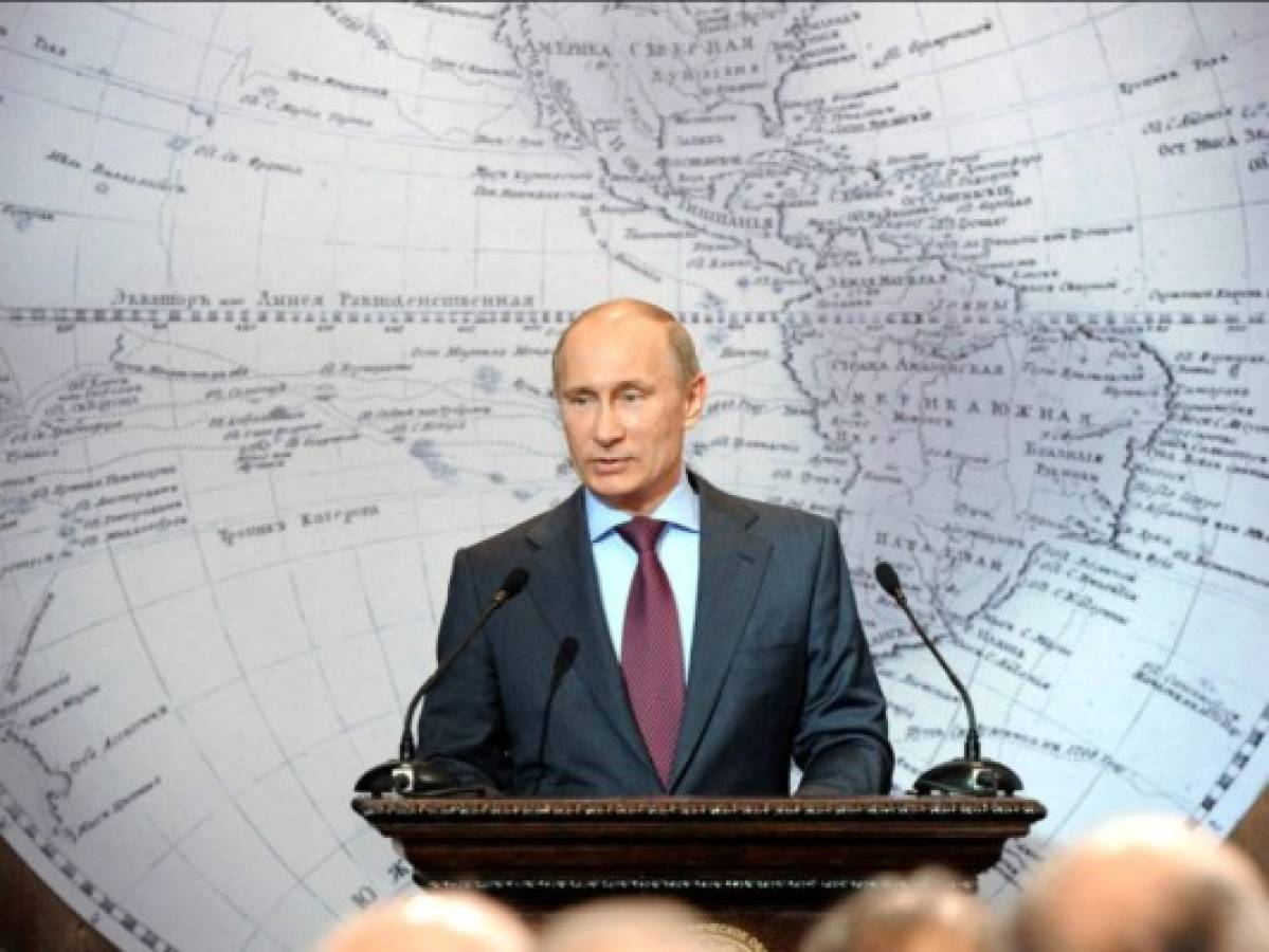 Rusia dice que Putin es el 'blanco' de los Papeles de Panamá y acusa a exagentes de la CIA