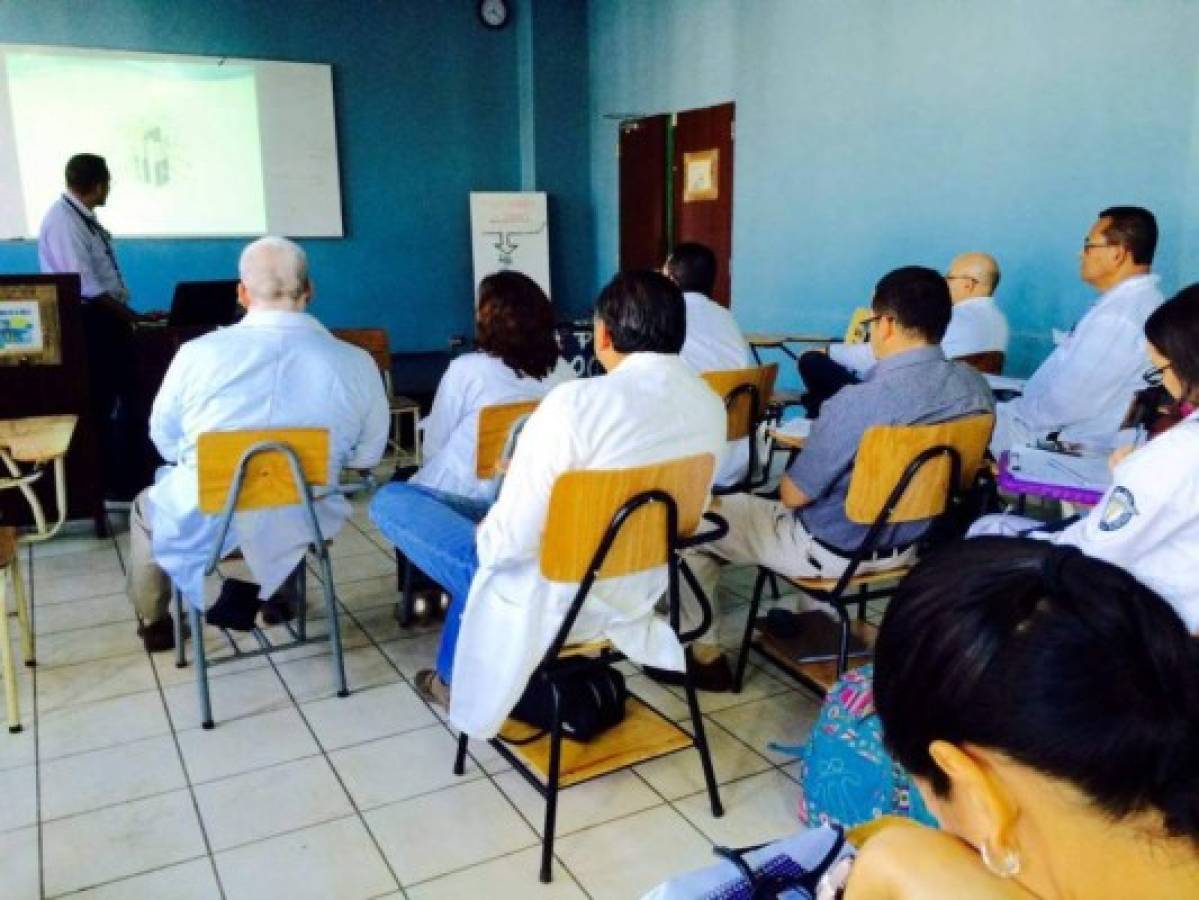 HEU capacita a médicos de las regiones de Salud en Guillain-Barré