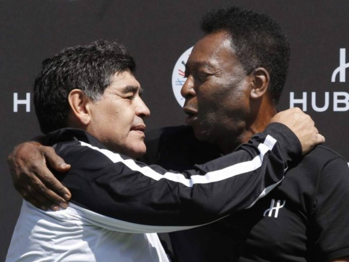 Pelé llora muerte de Maradona: Un día jugaremos juntos en el cielo