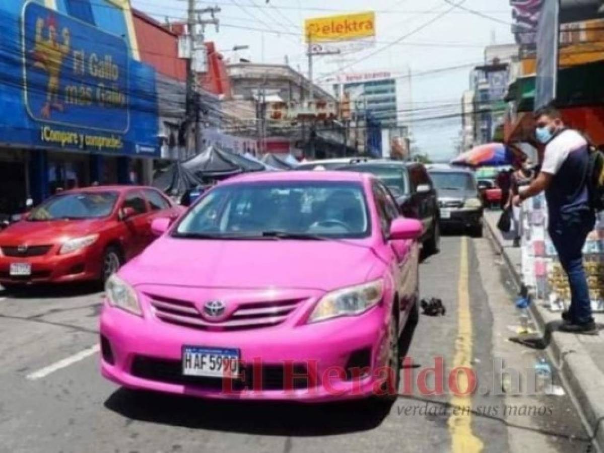Taxi Rosa también dará servicio en la capital