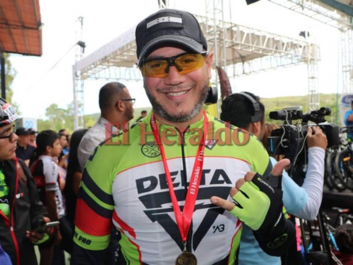 El artista hondureño Syrome fue uno de los competidores de la Sexta Vuelta Ciclística de EL HERALDO