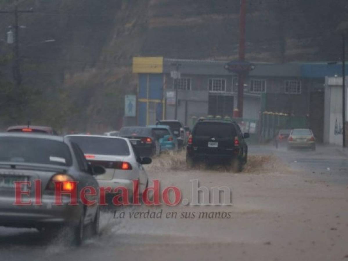 Honduras: Prevén lluvias y chubascos con posible actividad eléctrica para este miércoles