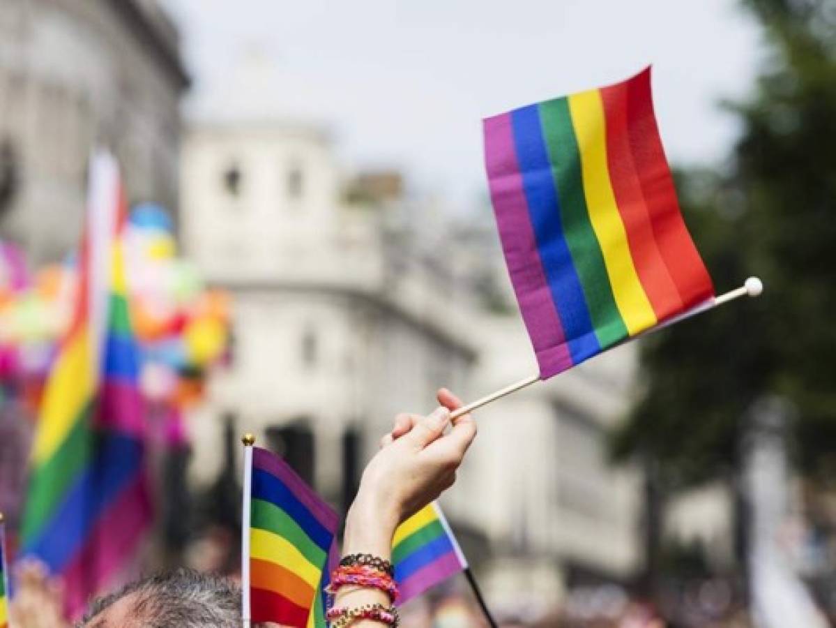 Hospital que diagnosticó a mujer con 'homosexualidad' pide perdón  