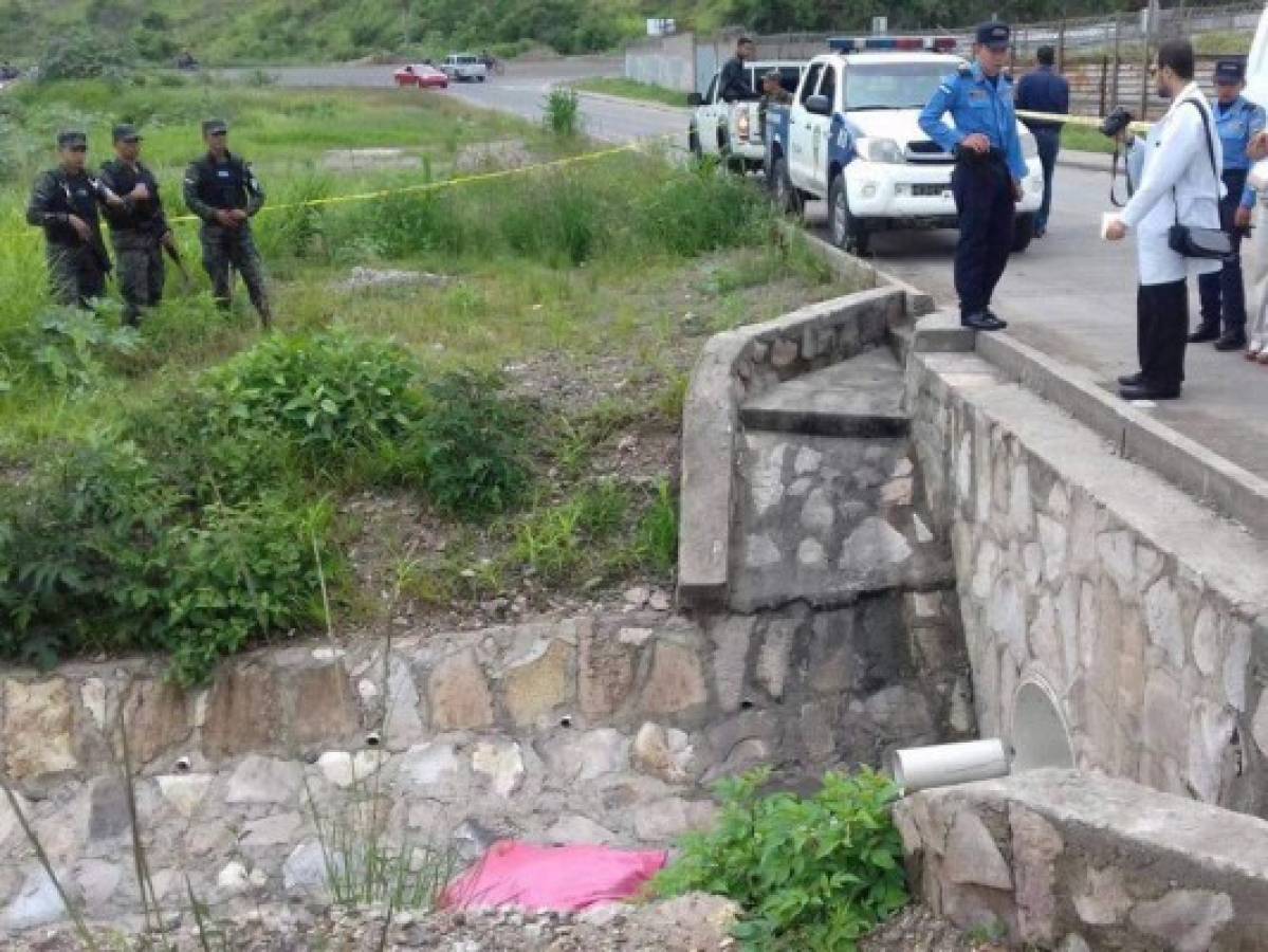 Hallan un cuerpo encostalado en la cuesta El Chile de la capital de Honduras