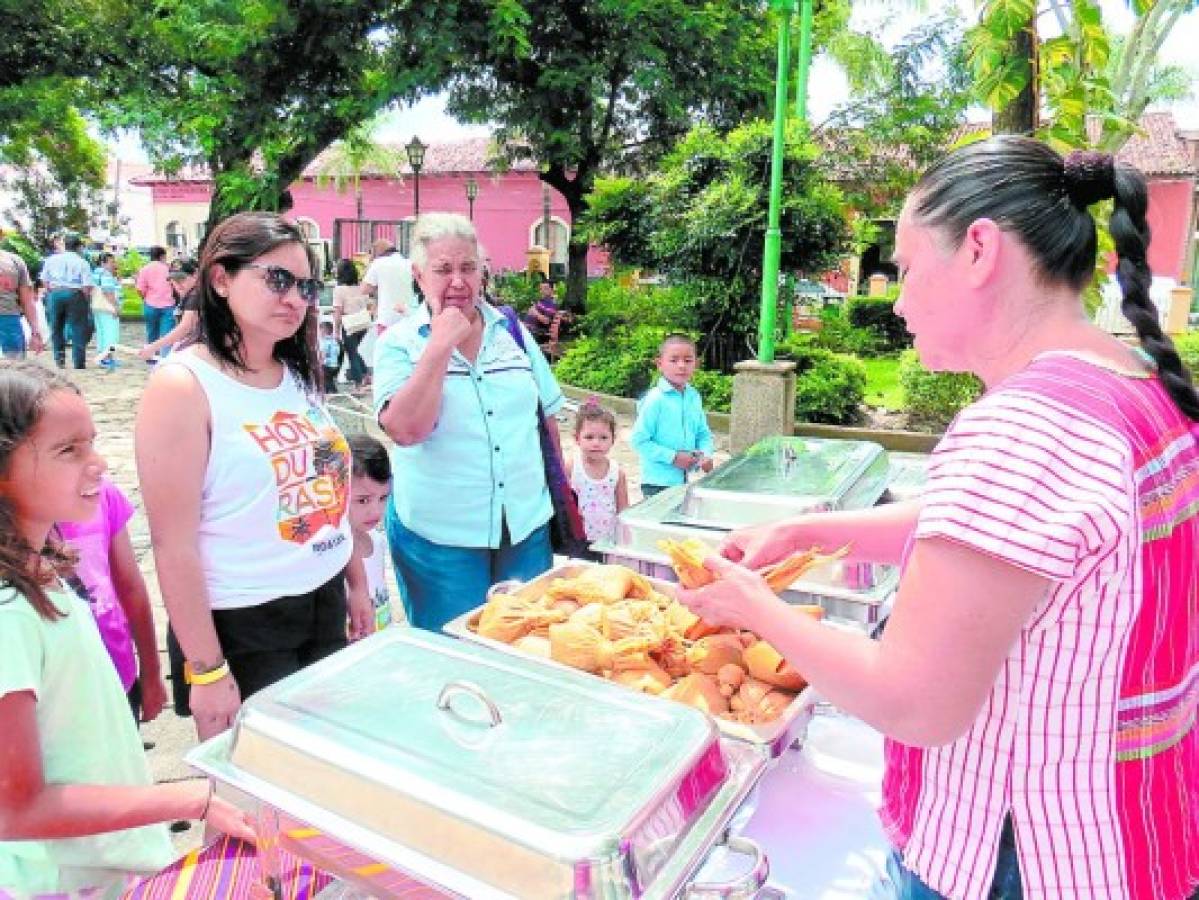 Comayagua se llena de visitantes por fiestas morazánicas