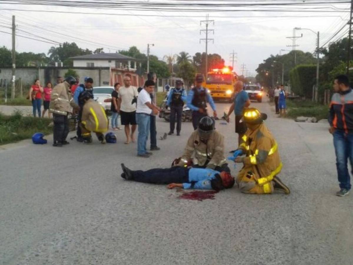 Dos policías resultan heridos tras accidente entre motocicleta y taxi en La Lima, Cortés