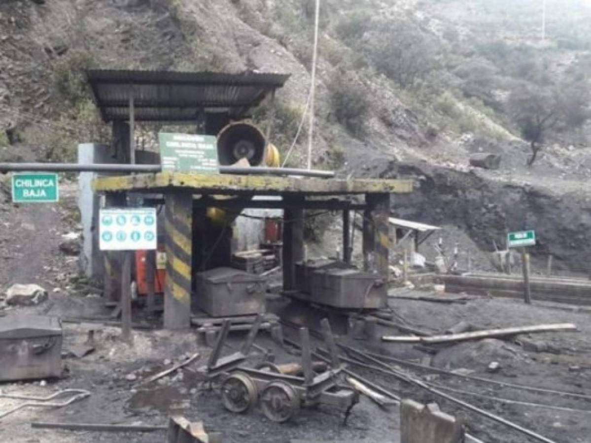 Cuatro mineros quedan atrapados tras derrumbe en mina de carbón en Perú