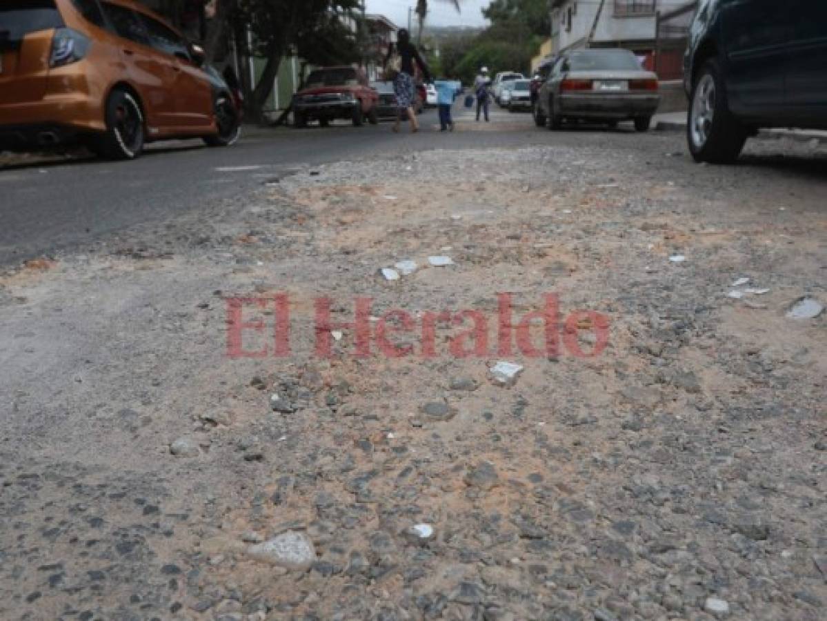 Calle del sector 1 de la colonia Hato de Enmedio está intransitable en Tegucigalpa