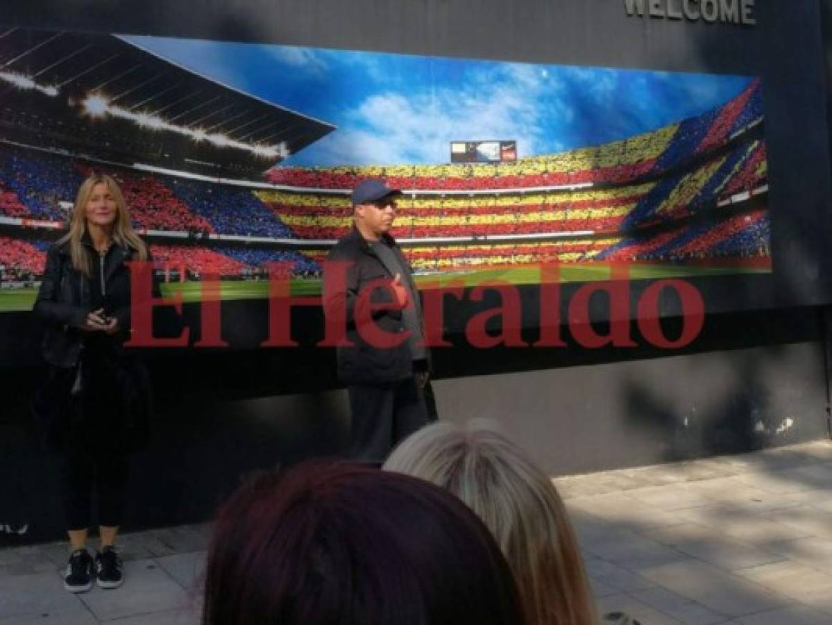 Hondureños llegan al Camp Nou para disfrutar del clásico español Barcelona - Real Madrid