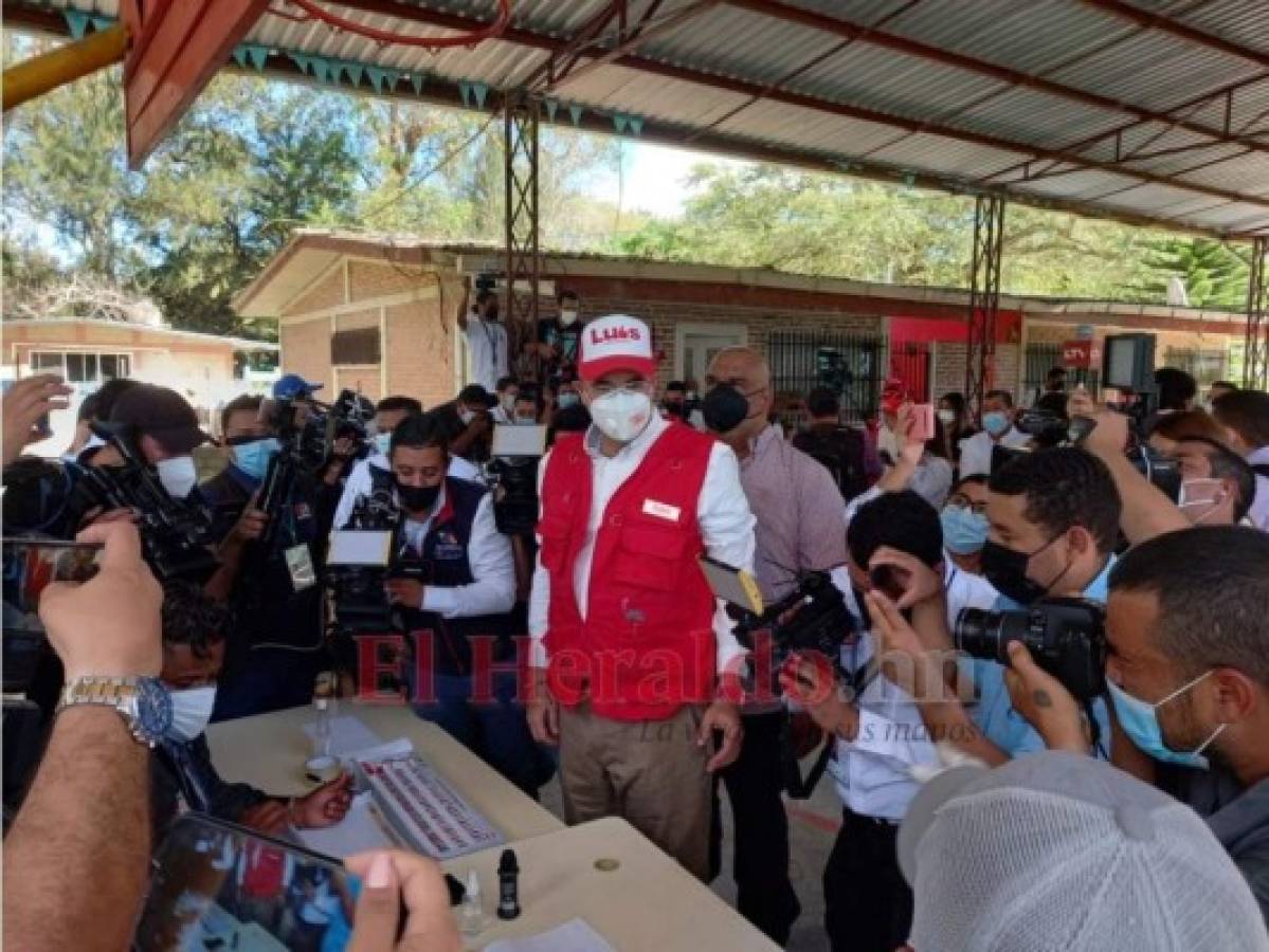 Así votaron los reconocidos líderes políticos de Honduras (Fotos)