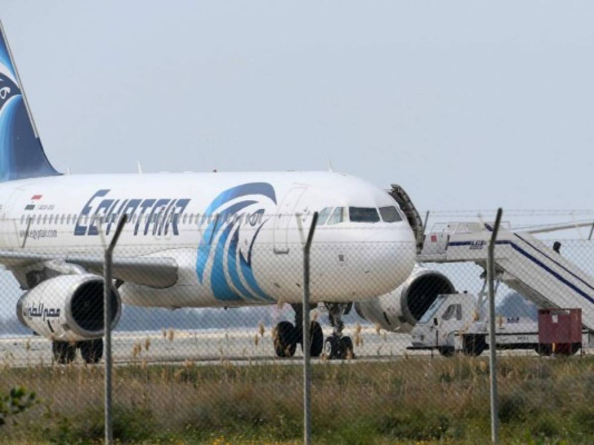 Comité griego de seguridad aérea desmiente hallazgo de restos del avión egipcio