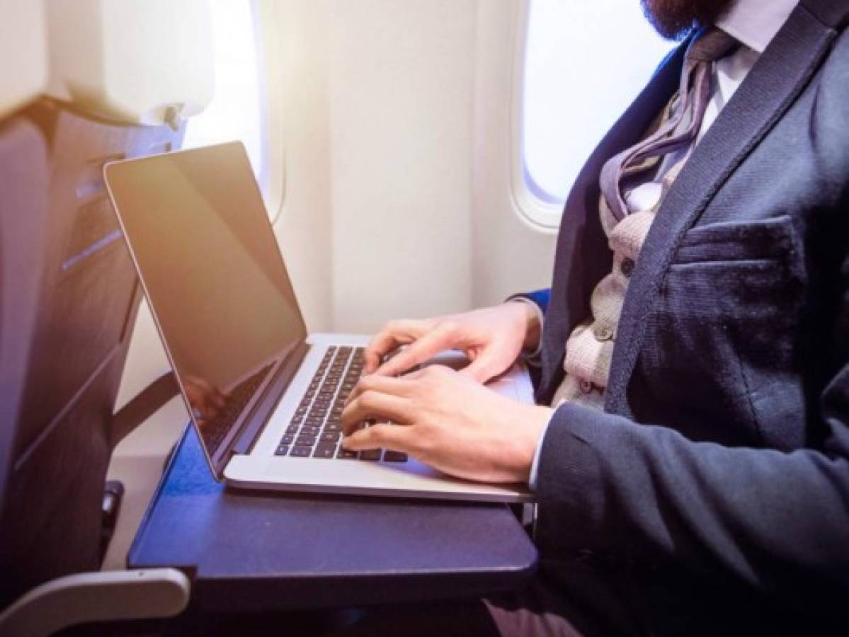 EEUU: fin de la prohibición de llevar ordenadores portátiles en vuelos