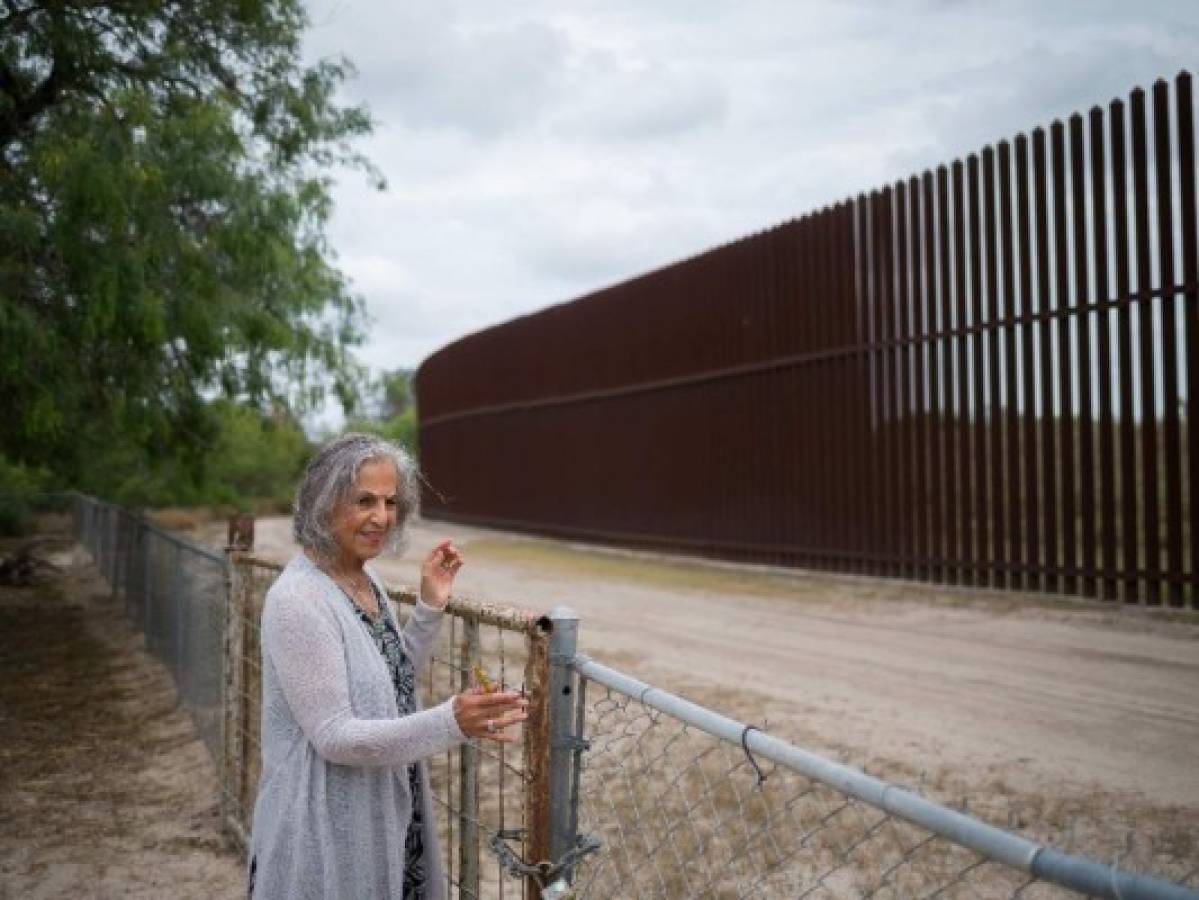 Eloísa Támez, la mujer que tiene la llave del muro en la frontera entre Texas y México