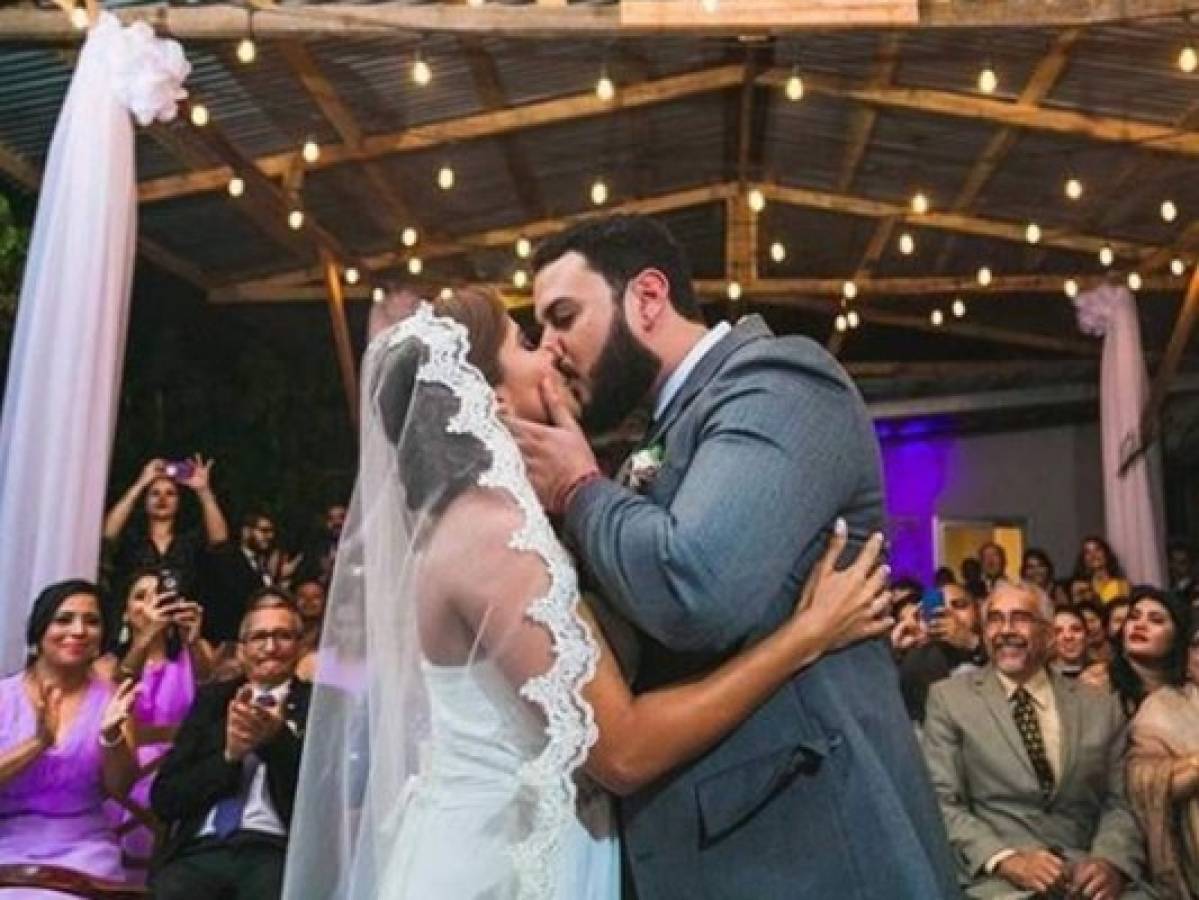 Periodista Suly Cálix y su novio se casaron este fin de semana