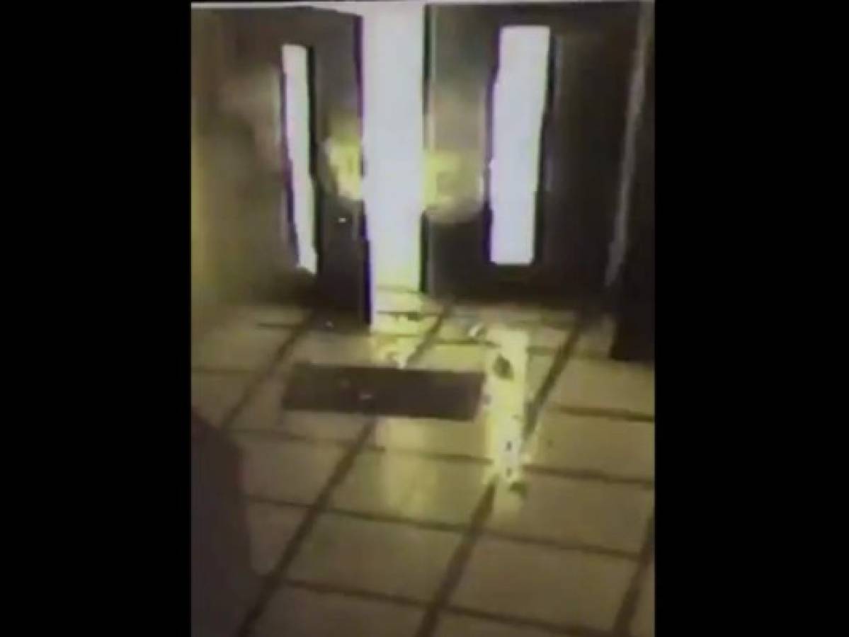 VIDEO: Artefacto explosivo causa daños en sede del Episcopado mexicano