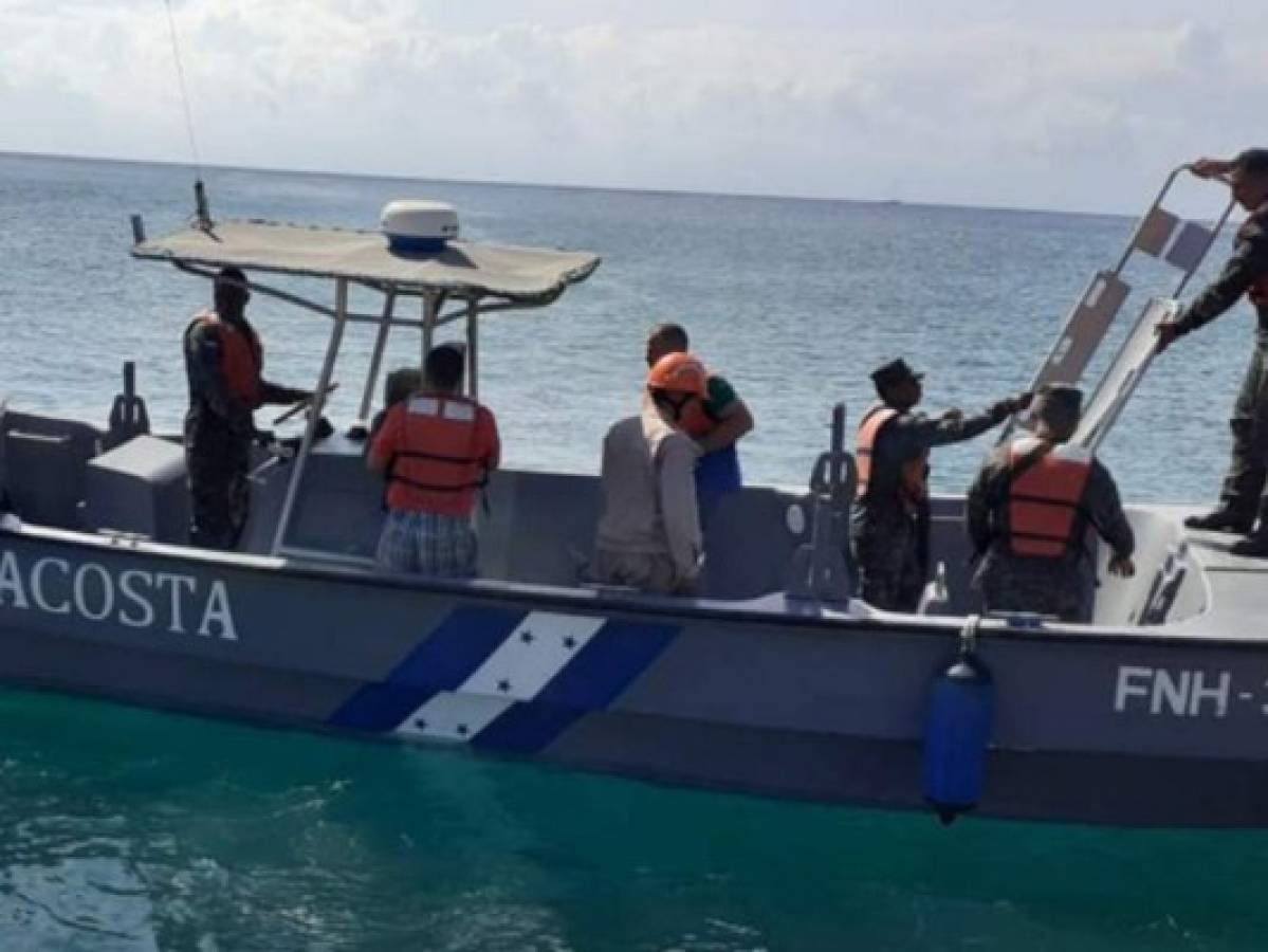 Muere hombre que cayó desde embarcación en Roatán