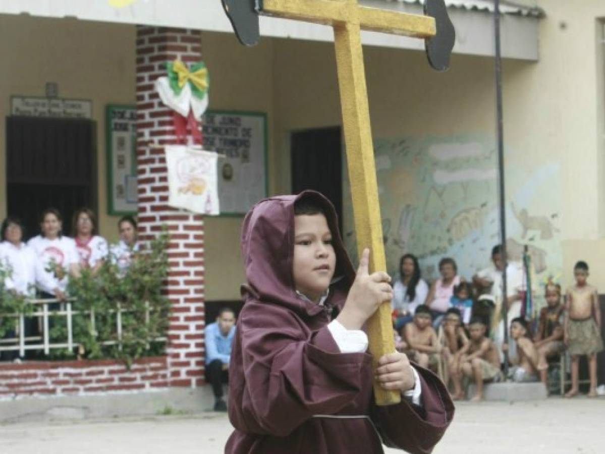 El cacique Lempira cobró vigencia en centros educativos de la capital