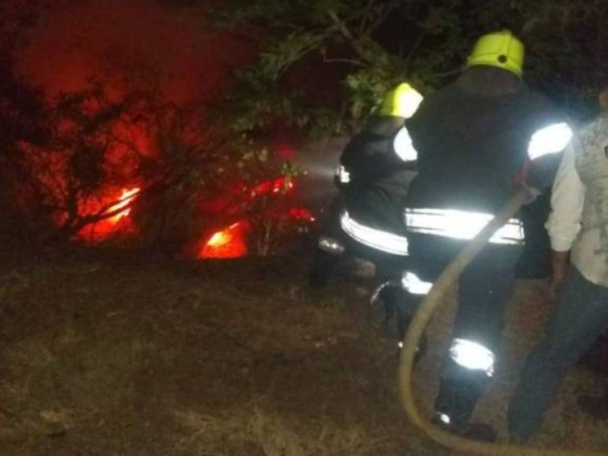Una persona muere calcinada al incendiarse su vehículo en Nacaome