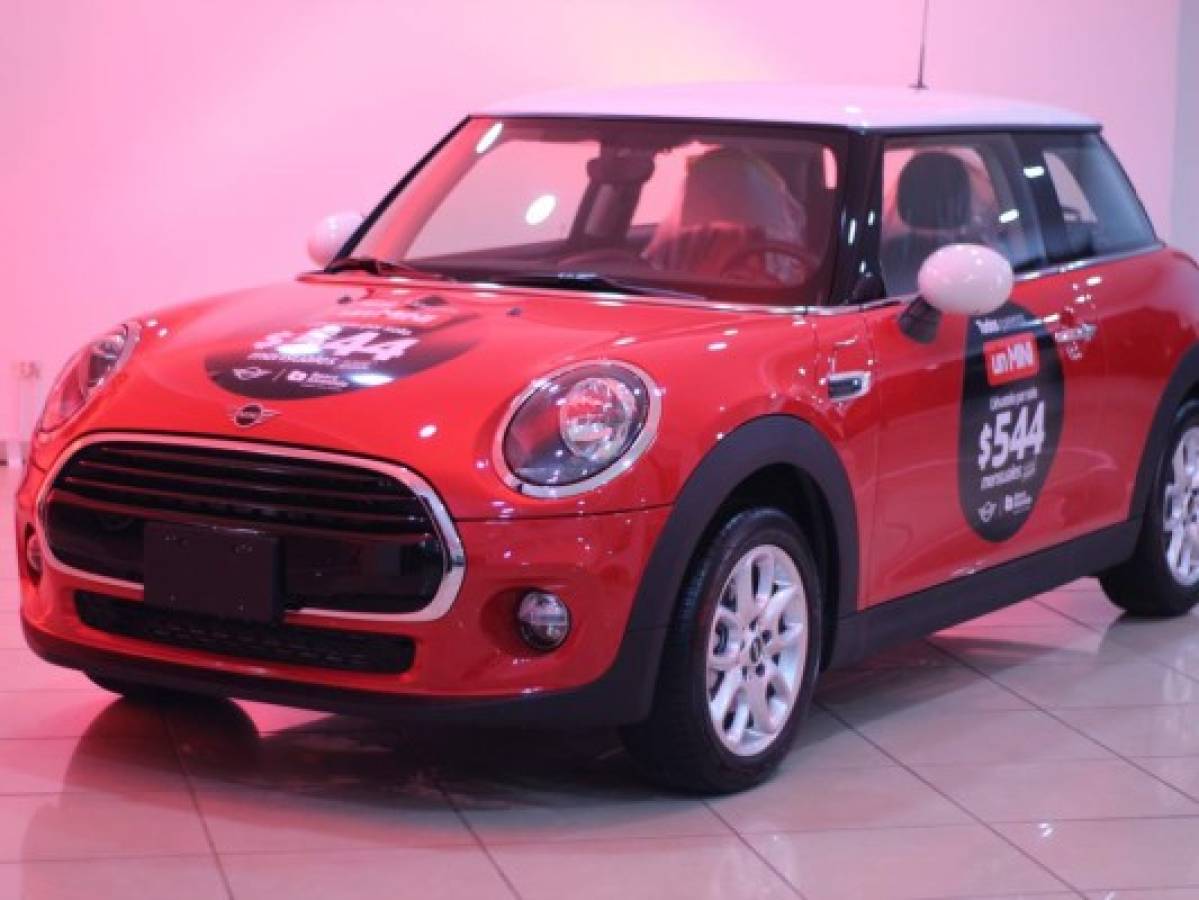 Banco Atlántida realizó la exhibición 'Todos queremos un mini'