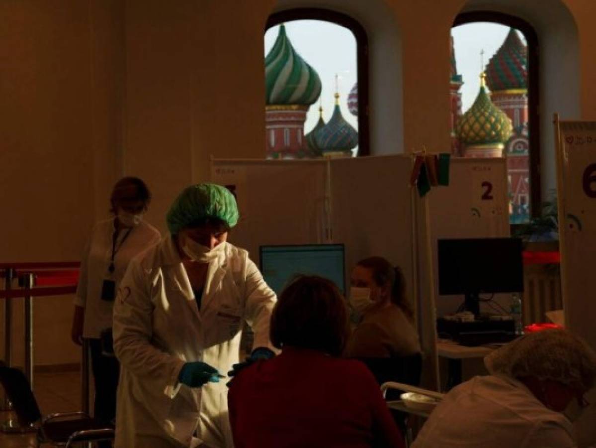 Rusia bate otro récord de muertos por coronavirus